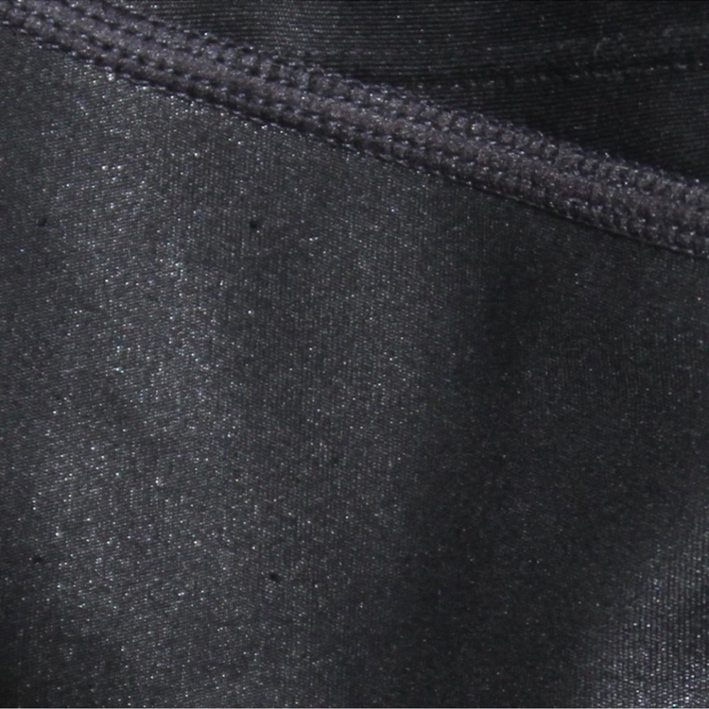 Athleta Inclination Moto Tight Leggings Black Shimmer
High Rise Size Medium - Picture 9 of 15